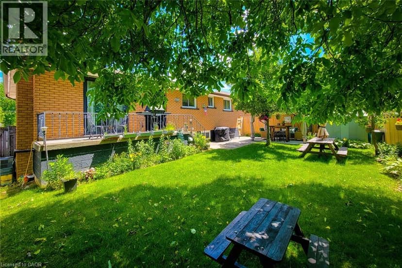 12 MAITLAND Avenue — photo 4 of 40