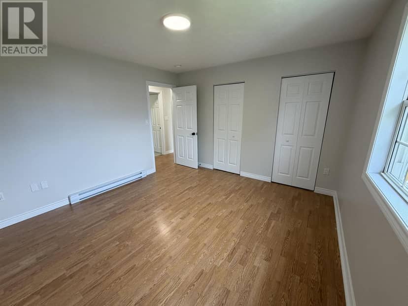 Unit 7 10 Glen Stewart Drive — photo 6 of 10