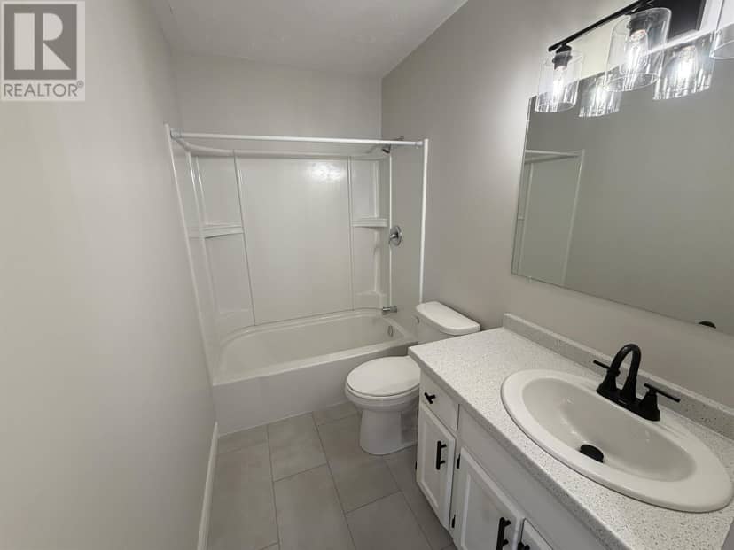 Unit 7 10 Glen Stewart Drive — photo 8 of 10