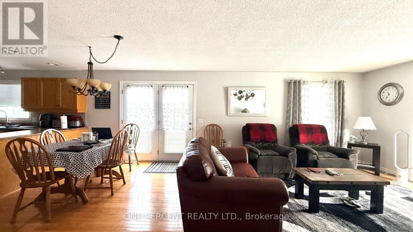 25 Kentucky Avenue — photo 9 of 18