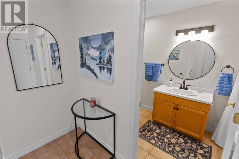 3 17 Heatherway Drive — photo 13 of 14