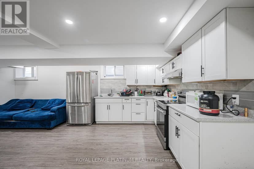13 Arch Road — photo 36 of 40