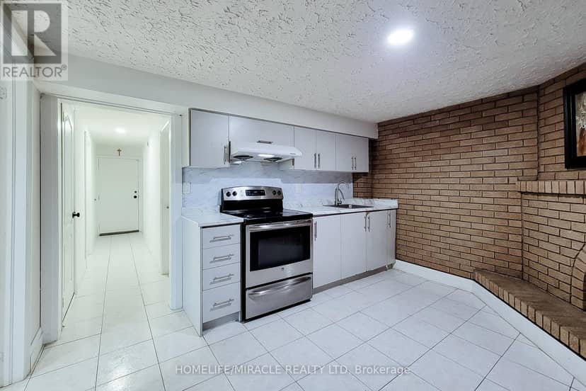 12 Maitland Avenue E — photo 40 of 40