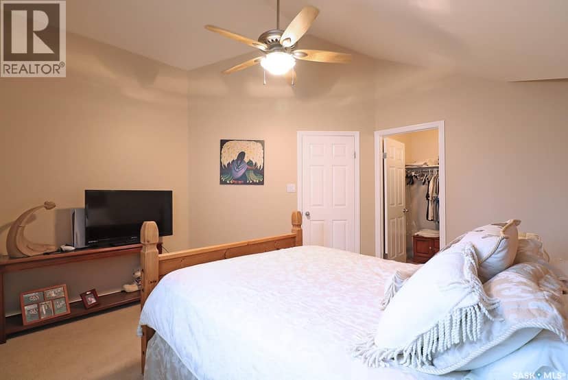305 Jubilee DRIVE — photo 30 of 40