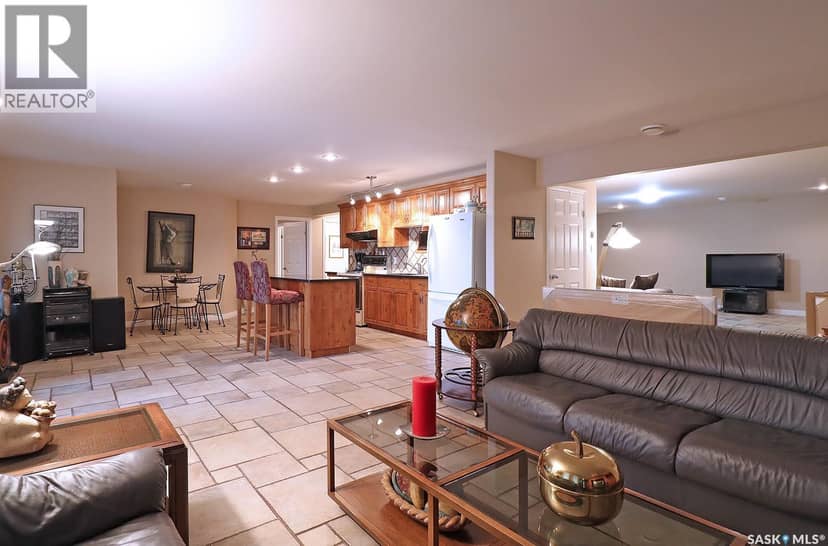 305 Jubilee DRIVE — photo 34 of 40