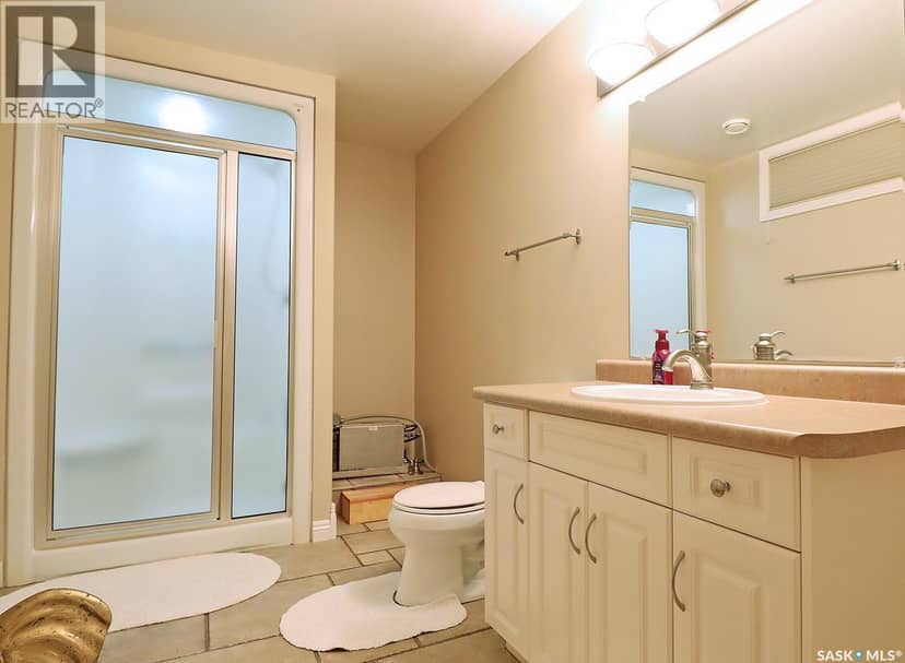 305 Jubilee DRIVE — photo 37 of 40