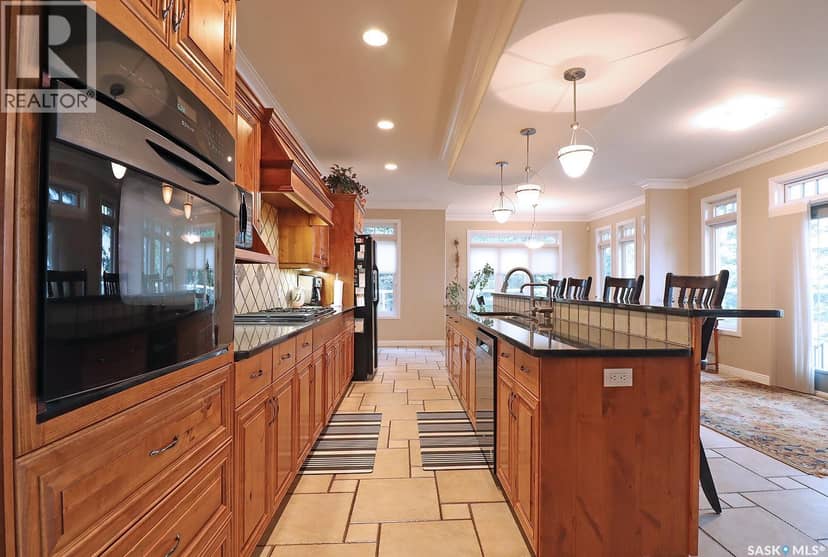 305 Jubilee DRIVE — photo 7 of 40