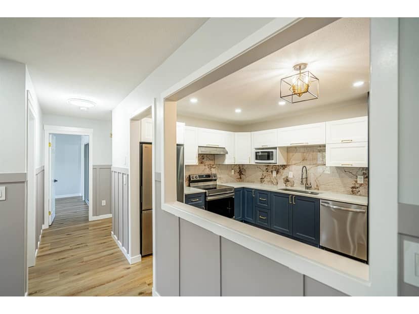 211 1450 MERKLIN STREET, White Rock, photo 6