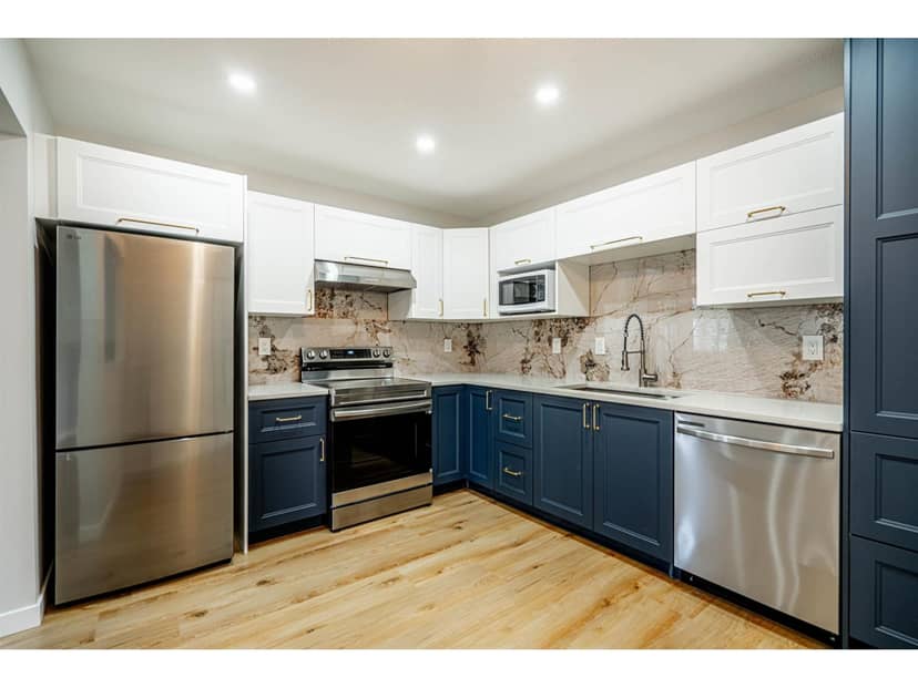 211 1450 MERKLIN STREET, White Rock, photo 5
