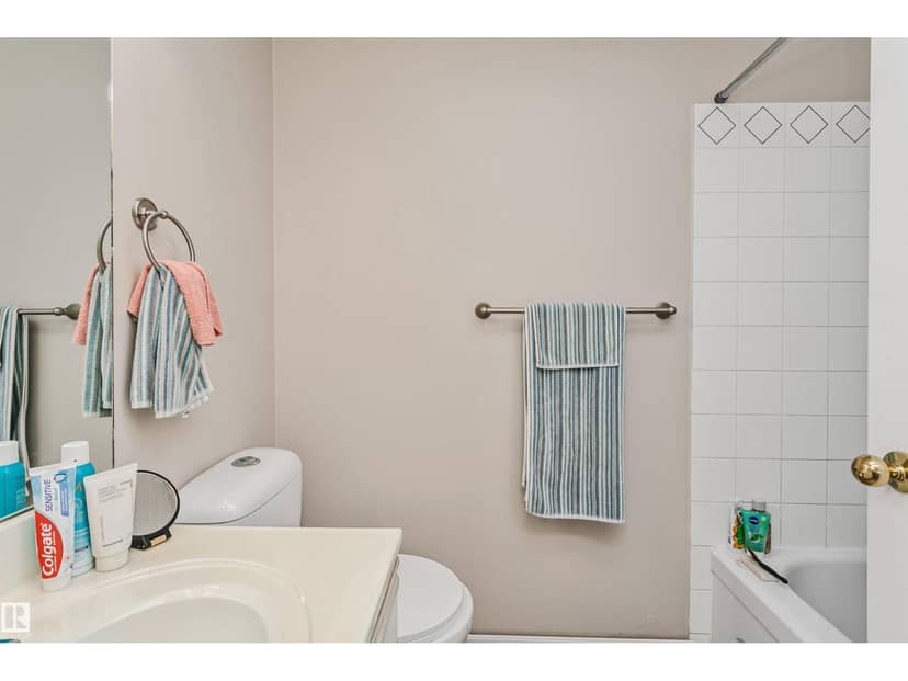 1612 80A ST NW — photo 33 of 40