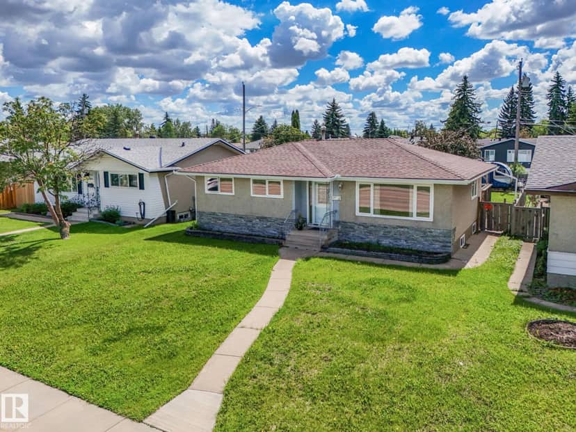 10527 134A AV NW, Edmonton, photo 2