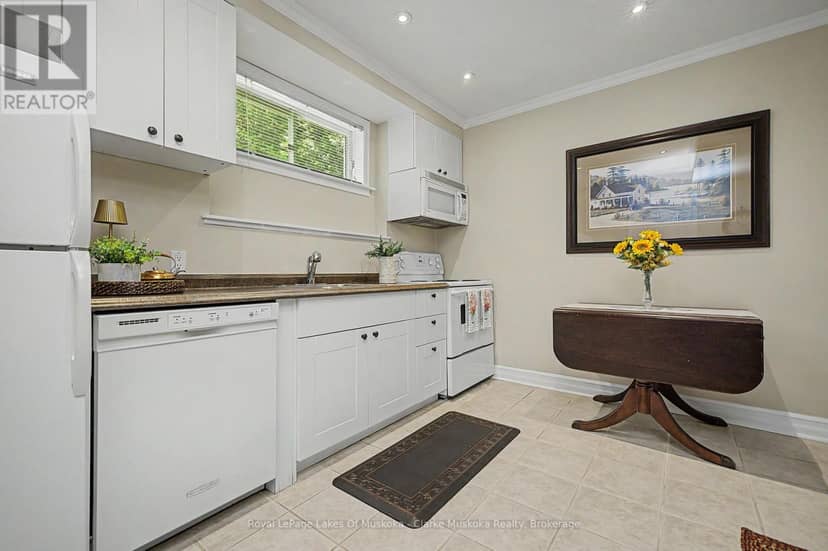 43 Maple St — photo 34 of 40