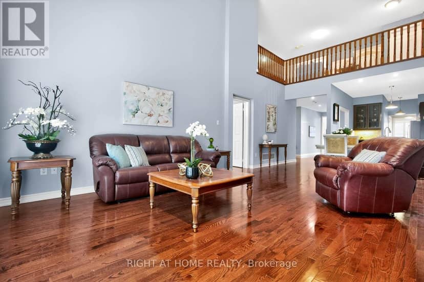 145 Louisbourg Way — photo 5 of 40