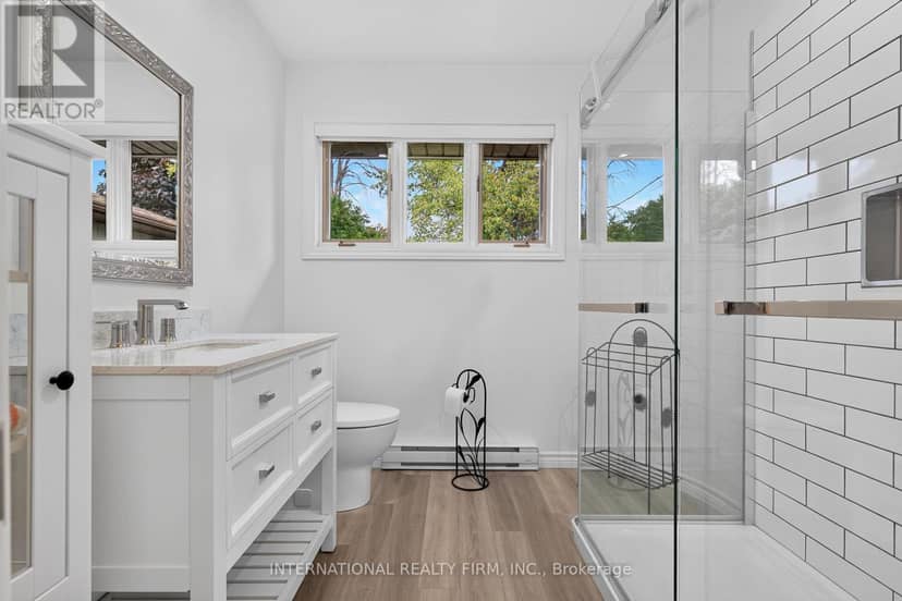 2032 Lakeshore Drive — photo 17 of 40