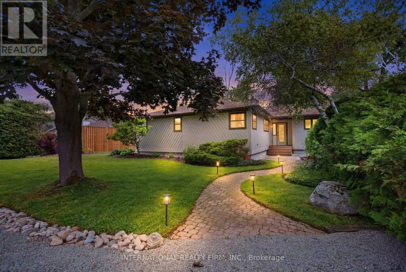 2032 Lakeshore Drive — photo 2 of 40
