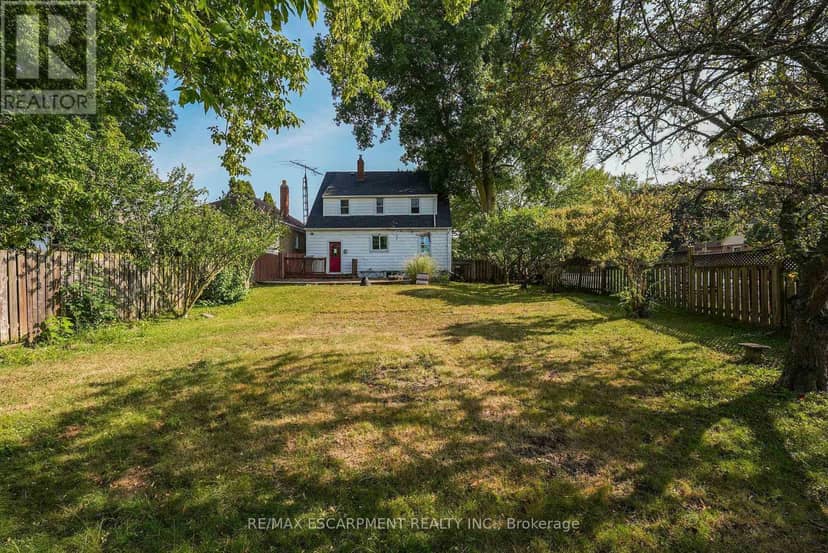 9 Arlington Avenue — photo 2 of 26
