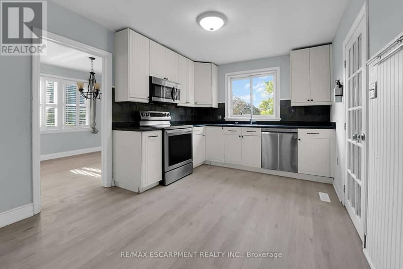 9 Arlington Avenue — photo 7 of 26