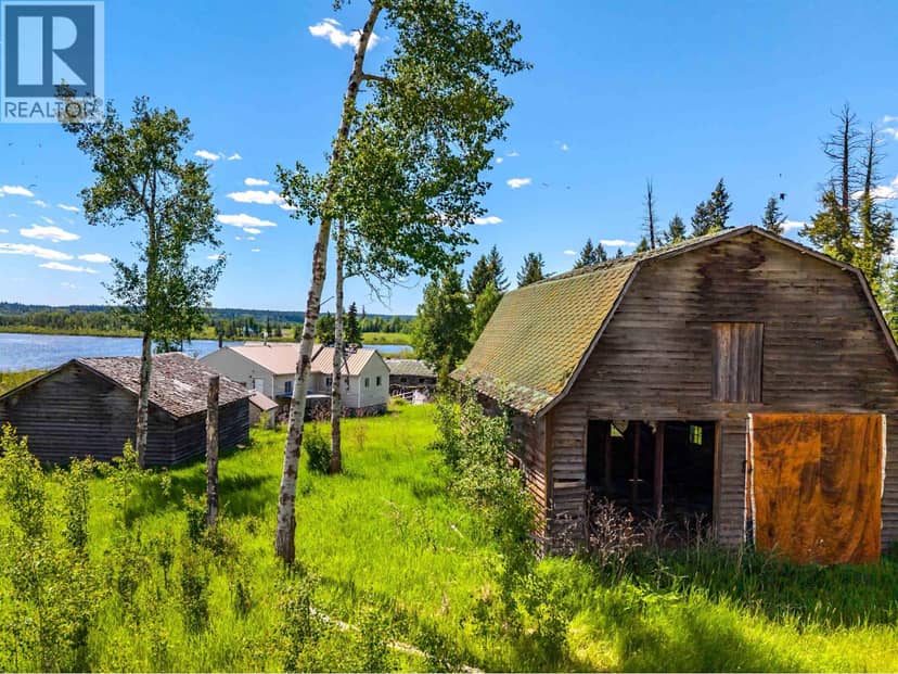 6442 BUFFALO CREEK ROAD, 100 Mile House