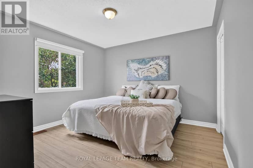 148 Charlotte Street — photo 16 of 40