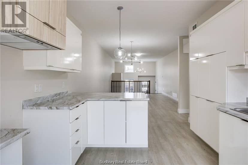 1509 Montrose — photo 11 of 28