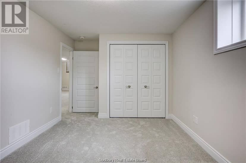 1509 Montrose — photo 23 of 28