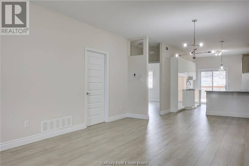 1509 Montrose — photo 3 of 28
