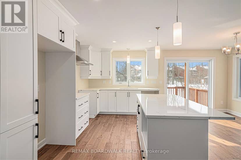 343 Voyageur Place — photo 7 of 19
