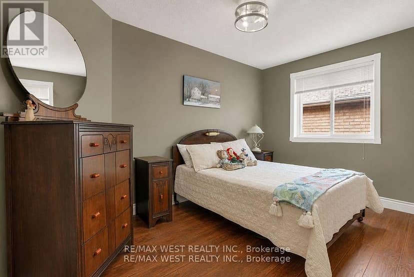 37 Kell Place — photo 11 of 18