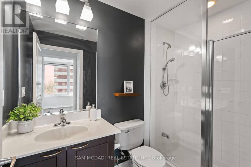 1611 - 385 Prince Of Wales Drive — photo 18 of 23