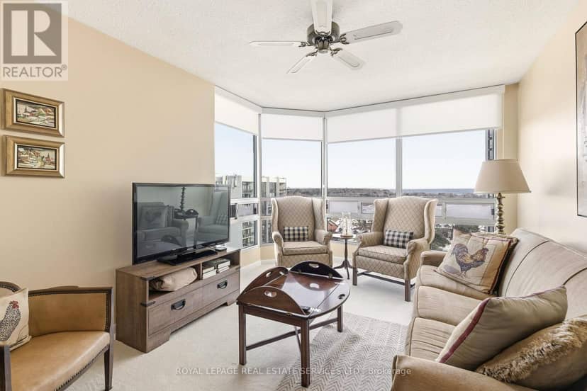 1602 - 2180 Marine Drive — photo 10 of 38