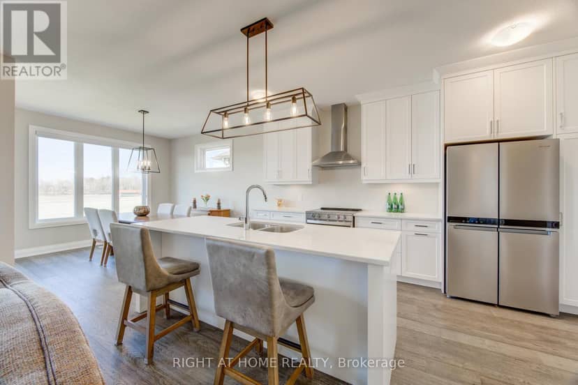 2043 Lockwood Crescent — photo 14 of 40