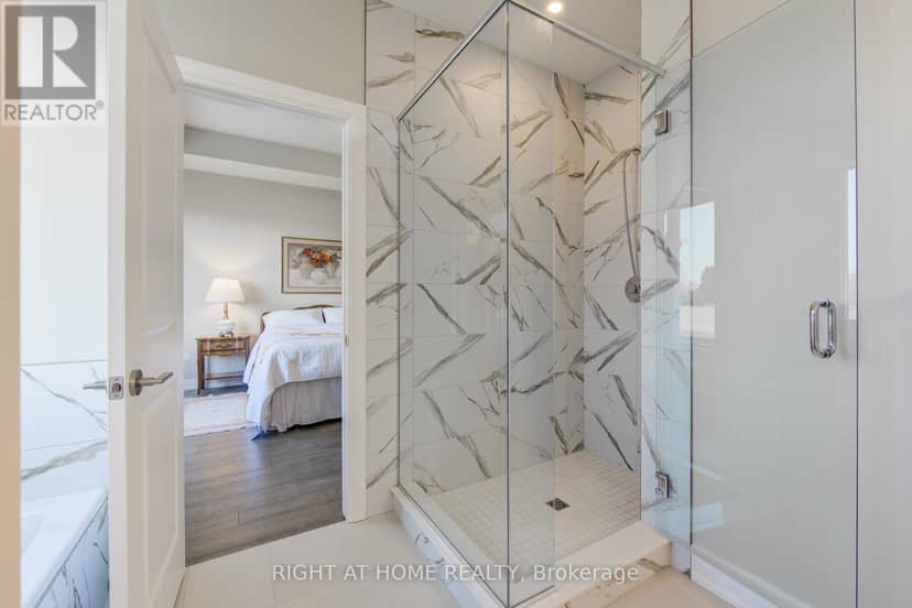 2043 Lockwood Crescent — photo 29 of 40