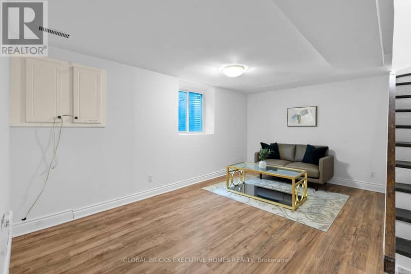 125 Andrew Street — photo 18 of 29