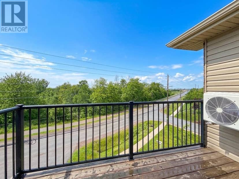 306 204 Shakespeare Drive — photo 2 of 19