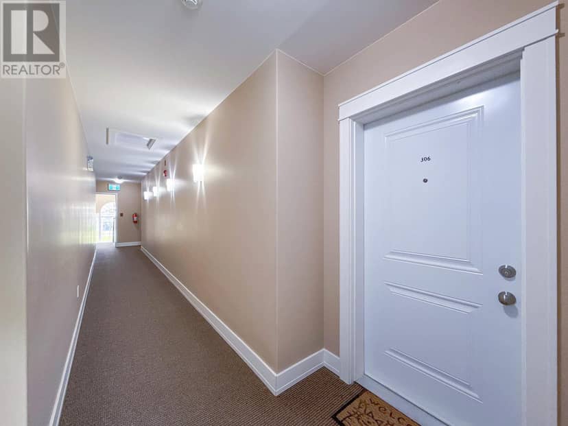306 204 Shakespeare Drive — photo 4 of 19