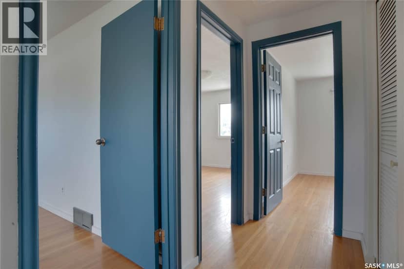 3017 Taylor STREET E — photo 10 of 30