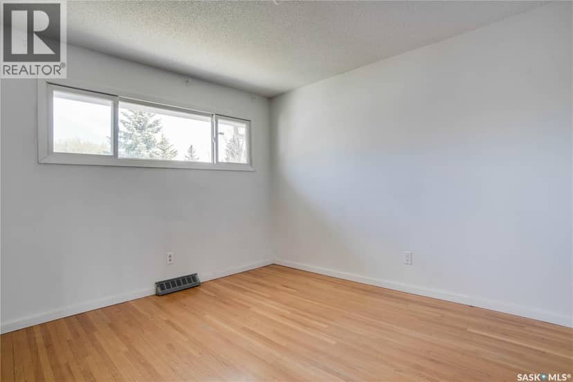 3017 Taylor STREET E — photo 11 of 30
