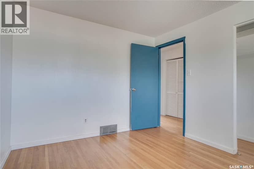 3017 Taylor STREET E — photo 14 of 30