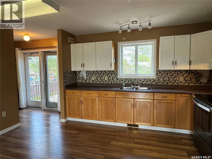 210 Bouvier CRESCENT — photo 20 of 40