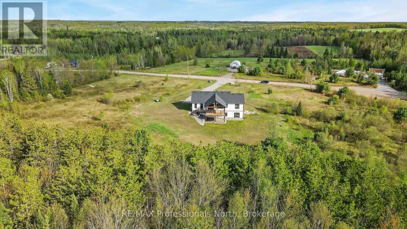 1058 Piper Glen Road, Minden Hills, photo 3