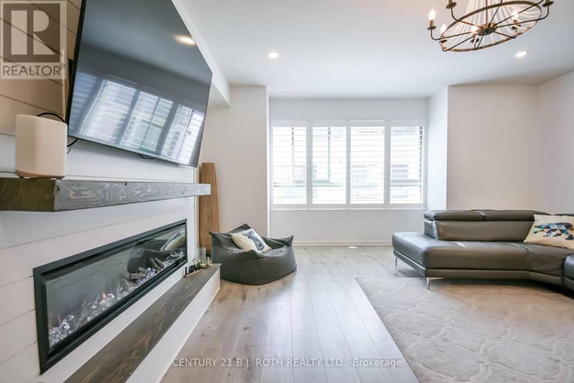 64 - 369 Essa Road — photo 6 of 32