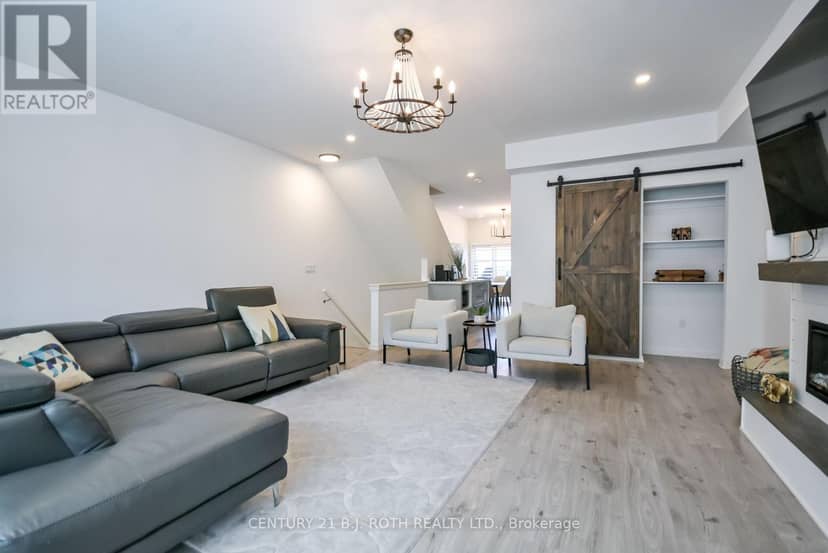64 - 369 Essa Road — photo 8 of 32