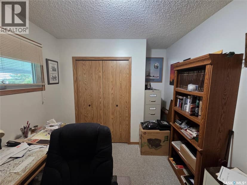 15 Adelaide STREET — photo 21 of 40