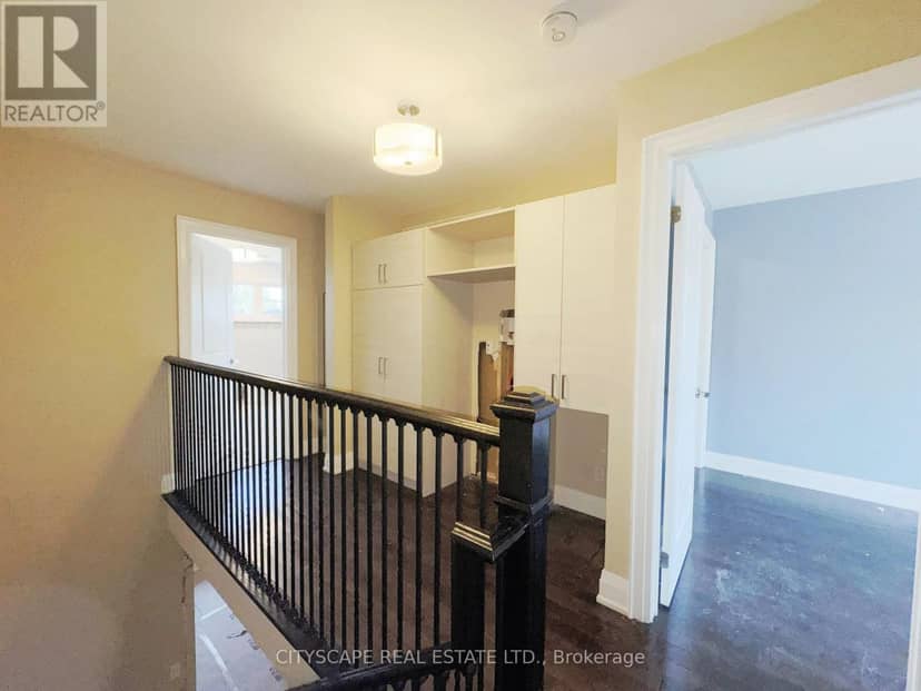 817 Cosburn Avenue — photo 32 of 40