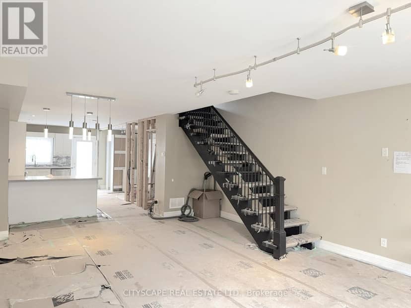 817 Cosburn Avenue — photo 8 of 40