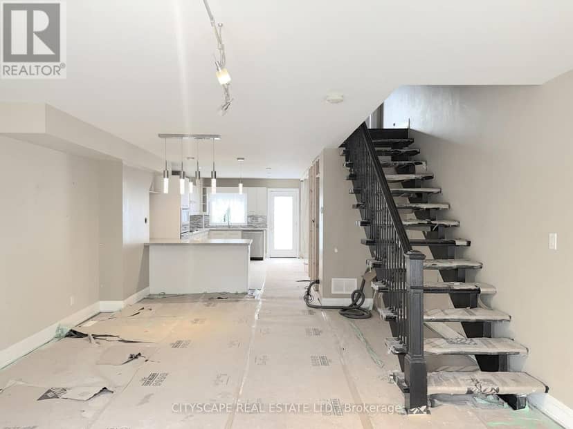 817 Cosburn Avenue — photo 7 of 40