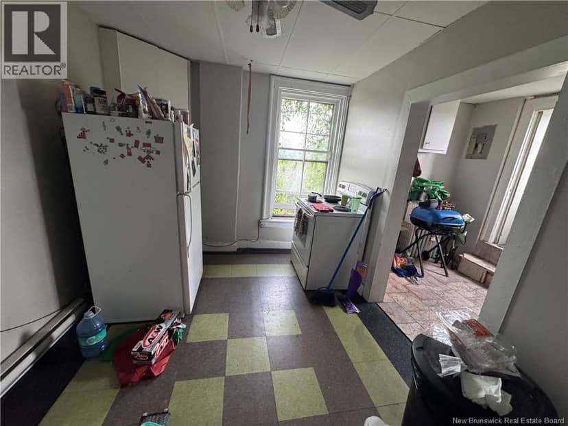 325 Main Street — photo 16 of 25