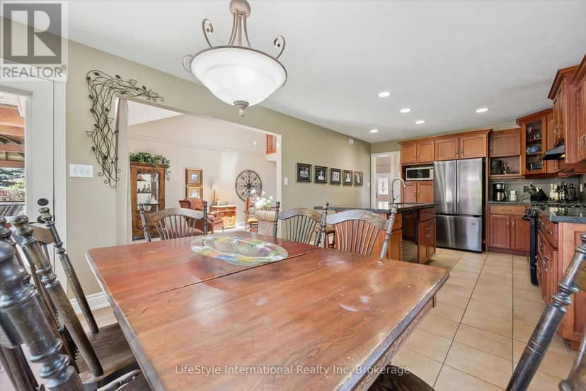 12 Ochs Drive — photo 13 of 40
