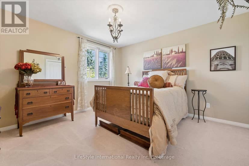 12 Ochs Drive — photo 22 of 40