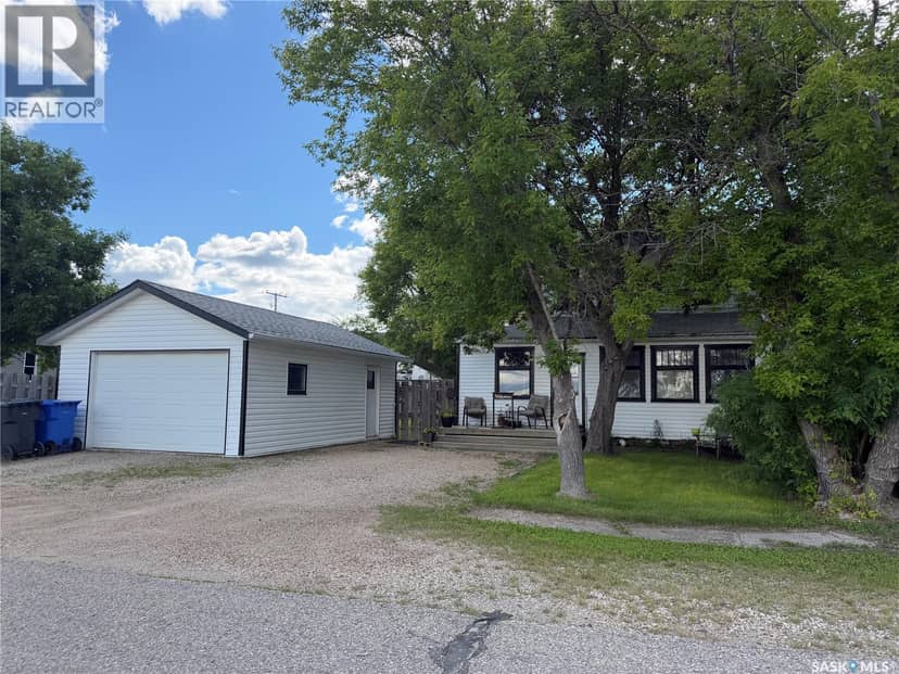 319 Carlyle STREET, Arcola, photo 3